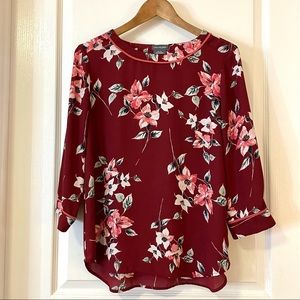 3/$20 Van Heusen floral blouse